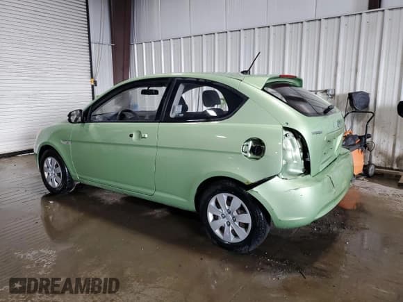 ✅ 2010 Hyundai Accent GS • VIN: KMHCM3AC8AU184752 • Лот: 46872955. Опубликован ранее на Copart с пробегом 65 446 миль. Бесплатный доступ к архиву аукционных продаж из США и подробный отчёт об истории автомобиля на DreamBid. Изображение 2.
