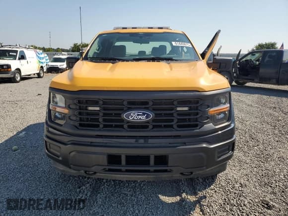 ✅ 2024 Ford F-150 XL • VIN: 1FTEX1LP4RKF23328 • Lot: 61449875. Wystawiony na Copart z przebiegiem Nie podano. Bezpłatny archiwum sprzedaży aukcyjnych z USA i szczegółowy raport historii pojazdu na DreamBid. Zdjęcie 5.