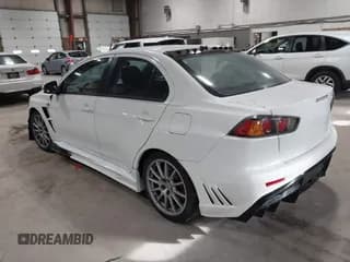 ✅ 2015 Mitsubishi Lancer Evolution GSR • VIN: JA32W8FV4FU016162 • Lot: 43647204. Wystawiony na IAAI z przebiegiem 13 780 mil. Bezpłatny archiwum sprzedaży aukcyjnych z USA i szczegółowy raport historii pojazdu na DreamBid. Zdjęcie 3.