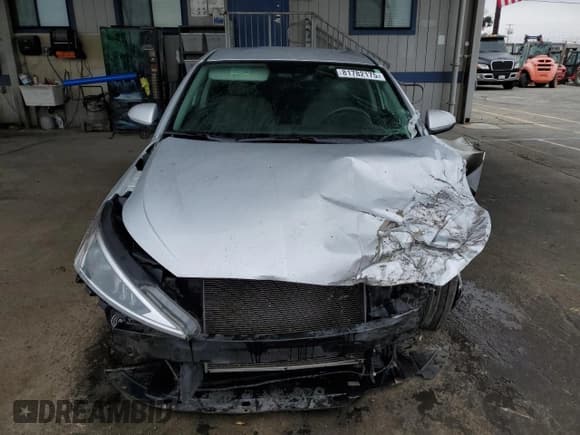 ✅ 2019 Hyundai Elantra SE • VIN: KMHD74LF0KU757010 • Lot: 81782175. Wystawiony na Copart z przebiegiem 77 147 mil. Bezpłatny archiwum sprzedaży aukcyjnych z USA i szczegółowy raport historii pojazdu na DreamBid. Zdjęcie 5.