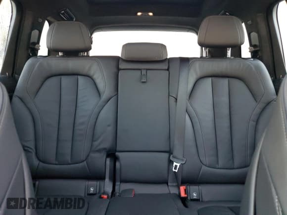 ✅ 2022 BMW X7 xDrive40i • VIN: 5UXCW2C07N9L92687 • Lot: 82499425. Listed on Copart with 39,129 mi. Free auction sales archive from the USA and detailed vehicle history report at DreamBid. Image 10.