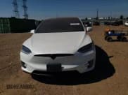 ✅ 2018 Tesla Model X 75D • VIN: 5YJXCDE27JF113132 • Lot: 80289885. Wystawiony na Copart z przebiegiem Nie podano. Bezpłatny archiwum sprzedaży aukcyjnych z USA i szczegółowy raport historii pojazdu na DreamBid. Zdjęcie 13.