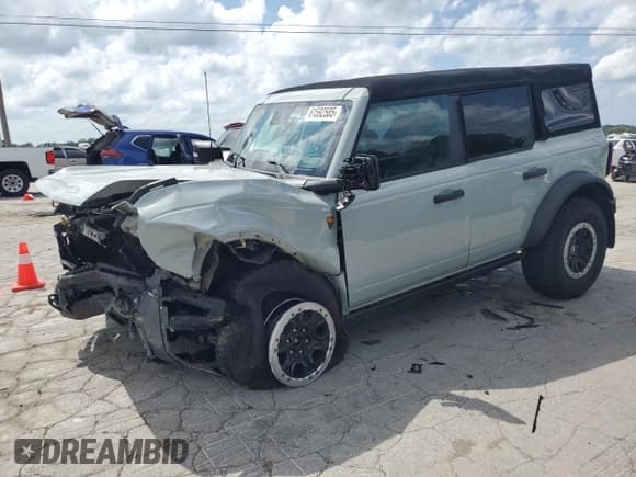 ✅ 2021 Ford Bronco • VIN: 1FMEE5DP4MLA85792 • Lot: 61592585. Wystawiony na Copart z przebiegiem 28 199 mil. Bezpłatny archiwum sprzedaży aukcyjnych z USA i szczegółowy raport historii pojazdu na DreamBid. Zdjęcie 1.