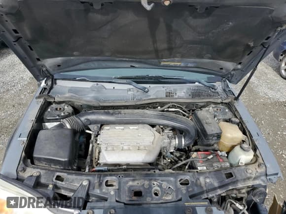 ✅ 2006 Saturn VUE • VIN: 5GZCZ53496S890654 • Lot: 43620275. Wystawiony na Copart z przebiegiem 172 980 mil. Bezpłatny archiwum sprzedaży aukcyjnych z USA i szczegółowy raport historii pojazdu na DreamBid. Zdjęcie 12.