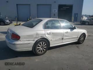✅ 2002 Hyundai Sonata GLS • VIN: KMHWF35H02A507630 • Lot: 59651905. Wystawiony na Copart z przebiegiem 211 924 mil. Bezpłatny archiwum sprzedaży aukcyjnych z USA i szczegółowy raport historii pojazdu na DreamBid. Zdjęcie 3.
