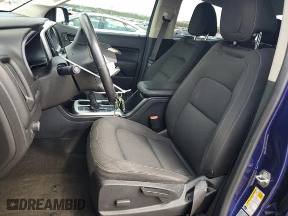 ✅ 2015 Chevrolet Colorado 2WD LT • VIN: 1GCGSBE31F1221567 • Лот: 70476534. Опубликован ранее на Copart с пробегом 118 785 миль. Бесплатный доступ к архиву аукционных продаж из США и подробный отчёт об истории автомобиля на DreamBid. Изображение 7.