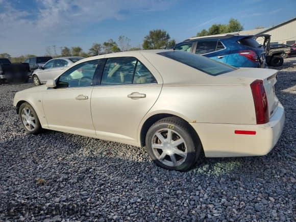 ✅ 2006 Cadillac STS • VIN: 1G6DW677360218886 • Lot: 84905405. Listed on Copart with 103,466 mi. Free auction sales archive from the USA and detailed vehicle history report at DreamBid. Image 2.