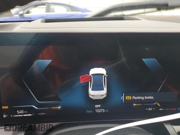 ✅ 2024 BMW 5 Series 530i xDrive • VIN: WBA53FJ06RCS73662 • Lot: 81284644. Listed on Copart with 10,273 mi. Free auction sales archive from the USA and detailed vehicle history report at DreamBid. Image 9.