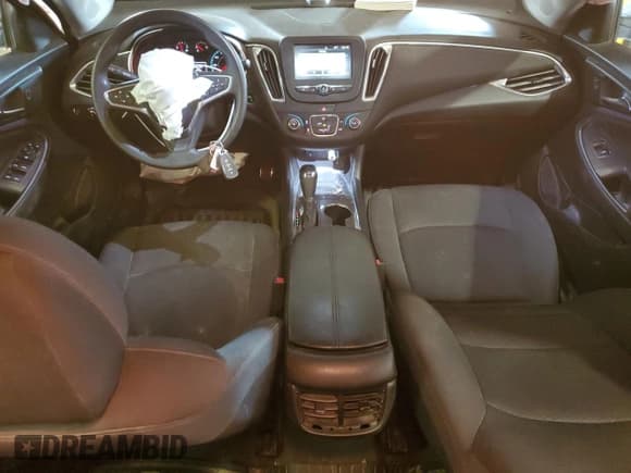 ✅ 2018 Chevrolet Malibu LT • VIN: 1G1ZD5ST8JF129790 • Lot: 69057805. Listed on Copart with 134,457 mi. Free auction sales archive from the USA and detailed vehicle history report at DreamBid. Image 8.