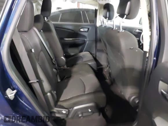 ✅ 2019 Dodge Journey SE • VIN: 3C4PDCBB3KT810876 • Lot: 43389493. Wystawiony na IAAI z przebiegiem 47 218 mil. Bezpłatny archiwum sprzedaży aukcyjnych z USA i szczegółowy raport historii pojazdu na DreamBid. Zdjęcie 8.