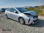 2021 Toyota Prius L Eco with VIN JTDKAMFU1M3150517, listed as a Copart auction lot 70697765 with 107,800 mi miles and Salvage title. Bid and sale history available at DreamBid. Image 4.