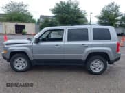 ✅ 2017 Jeep Patriot Sport SE • VIN: 1C4NJRBB8HD122051 • Lot: 42274843. Listed on IAAI with 63,122 mi. Free auction sales archive from the USA and detailed vehicle history report at DreamBid. Image 14.