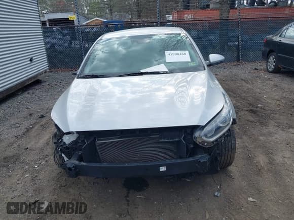 ✅ 2021 Kia Forte LXS • VIN: 3KPF24AD6ME370640 • Lot: 41900460. Listed on IAAI with 42,924 mi. Free auction sales archive from the USA and detailed vehicle history report at DreamBid. Image 12.