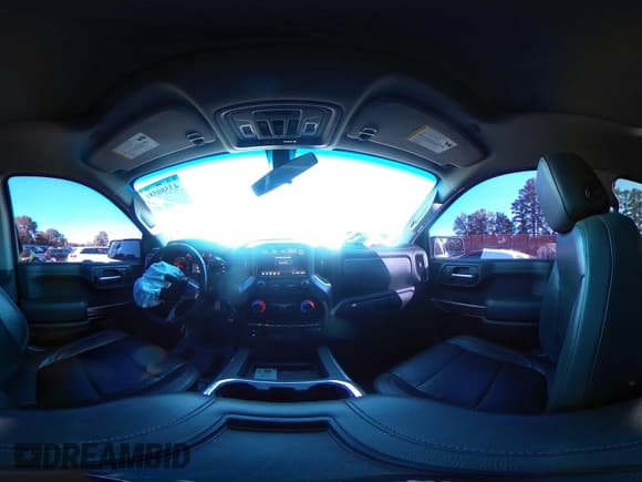 ✅ 2020 Chevrolet Silverado 1500 LT Trail Boss • VIN: 1GCPYFED8LZ117914 • Lot: 43580581. Wystawiony na IAAI z przebiegiem 111 118 mil. Bezpłatny archiwum sprzedaży aukcyjnych z USA i szczegółowy raport historii pojazdu na DreamBid. Zdjęcie 18.