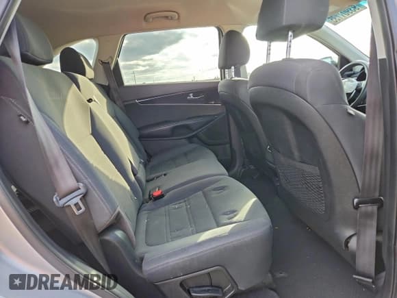 ✅ 2020 Kia Sorento LX • VIN: 5XYPGDA59LG612370 • Lot: 93901135. Listed on Copart with 128,840 mi. Free auction sales archive from the USA and detailed vehicle history report at DreamBid. Image 11.