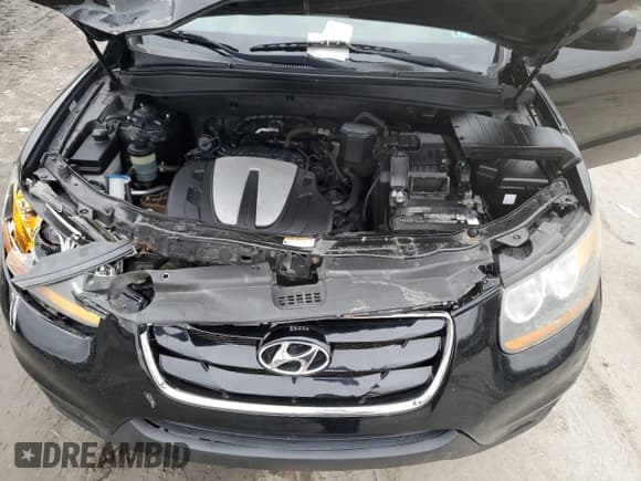 ✅ 2011 Hyundai Santa Fe Limited • VIN: 5XYZHDAG4BG050173 • Lot: 85922354. Listed on Copart with 146,699 mi. Free auction sales archive from the USA and detailed vehicle history report at DreamBid. Image 12.