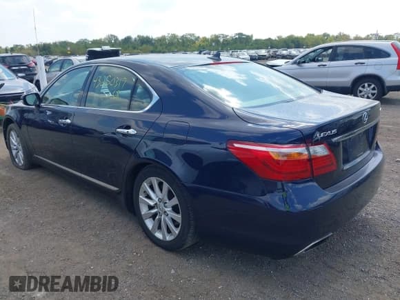 ✅ 2010 Lexus LS 460 • VIN: JTHCL5EF6A5006581 • Лот: 43250317. Опубликован ранее на IAAI с пробегом 162 673 миль. Бесплатный доступ к архиву аукционных продаж из США и подробный отчёт об истории автомобиля на DreamBid. Изображение 3.