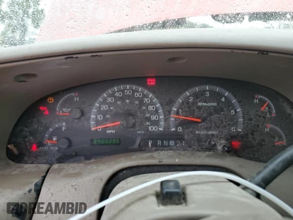 ✅ 2001 Ford Expedition Eddie Bauer • VIN: 1FMRU17W81LA84804 • Lot: 65910414. Listed on Copart with 240,028 mi. Free auction sales archive from the USA and detailed vehicle history report at DreamBid. Image 9.