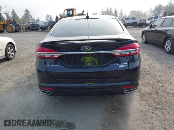 ✅ 2017 Ford Fusion Titanium • VIN: 3FA6P0D92HR147744 • Lot: 43127237. Listed on IAAI with 52,894 mi. Free auction sales archive from the USA and detailed vehicle history report at DreamBid. Image 17.