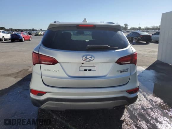 ✅ 2017 Hyundai Santa Fe Ultimate • VIN: 5XYZWDLA4HG412610 • Lot: 92193065. Listed on Copart with 114,935 mi. Free auction sales archive from the USA and detailed vehicle history report at DreamBid. Image 6.