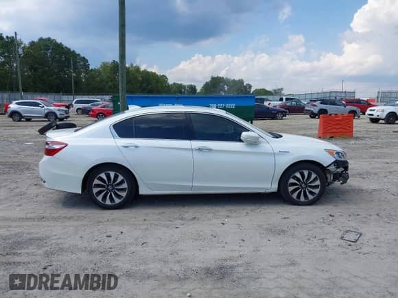 2017 Honda Accord EX-L z VIN JHMCR6F56HC011456, wystawiony jako IAAI lot #43142677 z przebiegiem 199 996 mil mil oraz . Historia ofert i sprzedaży dostępna na DreamBid. Obrazek 13.