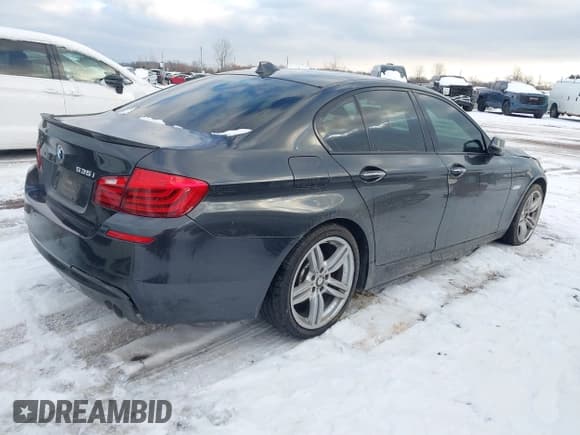 ✅ 2015 BMW 5 Series 535i xDrive • VIN: WBA5B3C54FD543049 • Lot: 43806169. Listed on IAAI with 196,437 mi. Free auction sales archive from the USA and detailed vehicle history report at DreamBid. Image 4.