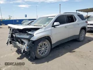 ✅ 2022 Chevrolet Traverse LT Cloth • VIN: 1GNEVGKW2NJ102202 • Lot: 68548005. Wystawiony na Copart z przebiegiem Nie podano. Bezpłatny archiwum sprzedaży aukcyjnych z USA i szczegółowy raport historii pojazdu na DreamBid. Zdjęcie 1.