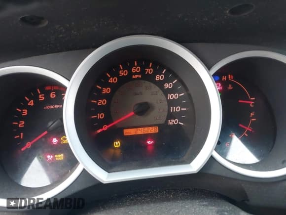 ✅ 2008 Toyota Tacoma PreRunner • VIN: 3TMJU62N58M063351 • Lot: 41839587. Listed on IAAI with 246,228 mi. Free auction sales archive from the USA and detailed vehicle history report at DreamBid. Image 7.