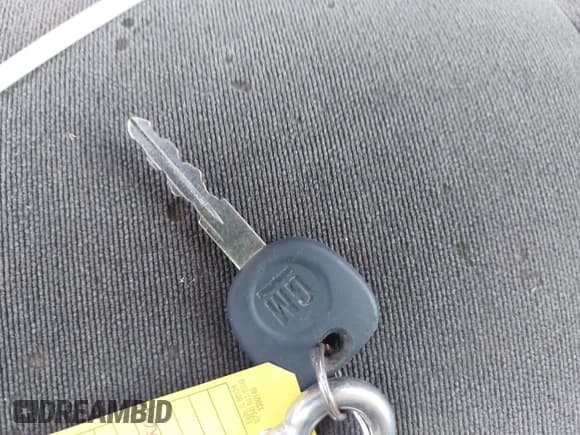 ✅ 2006 Chevrolet Silverado 1500 LT1 • VIN: 2GCEK13T761140183 • Лот: 41760307. Опубликован ранее на IAAI с пробегом 225 644 миль. Бесплатный доступ к архиву аукционных продаж из США и подробный отчёт об истории автомобиля на DreamBid. Изображение 11.