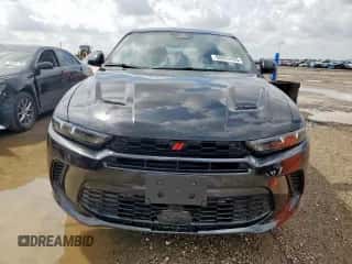 2023 Dodge Hornet GT z VIN ZACNDFANXP3A03930, wystawiony jako Copart lot #60283485 z przebiegiem 23 231 mil mil oraz Czysty tytuł • Clean title. Historia ofert i sprzedaży dostępna na DreamBid. Obrazek 5.