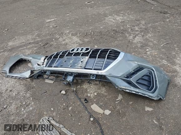 ✅ 2020 Audi Q3 S line Premium Plus • VIN: WA1EECF30L1028223 • Lot: 43317905. Listed on IAAI with 53,365 mi. Free auction sales archive from the USA and detailed vehicle history report at DreamBid. Image 12.