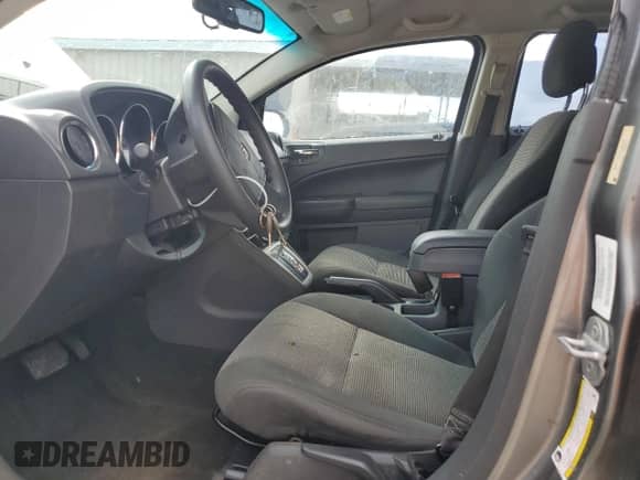 2011 Dodge Caliber Heat with VIN 1B3CB5HA2BD299795, listed as a Copart auction lot 72066634 with 181,350 mi miles and Salvage title. Bid and sale history available at DreamBid. Image 7.