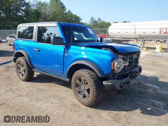 ✅ 2024 Ford Bronco Black Diamond • VIN: 1FMDE1AP4RLA18688 • Lot: 43523814. Listed on IAAI with 11,623 mi. Free auction sales archive from the USA and detailed vehicle history report at DreamBid. Image 1.