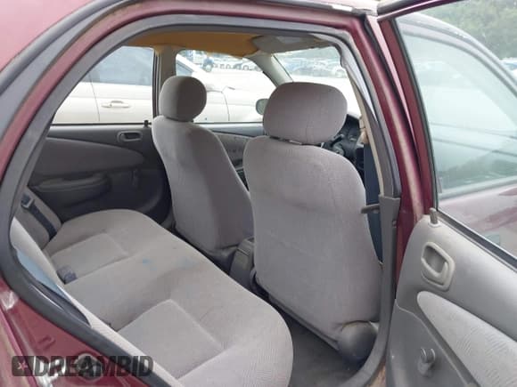 ✅ 1998 Chevrolet Prizm Lsi • VIN: 1Y1SK528XWZ423879 • Lot: 42522200. Listed on IAAI with 171,445 mi. Free auction sales archive from the USA and detailed vehicle history report at DreamBid. Image 8.