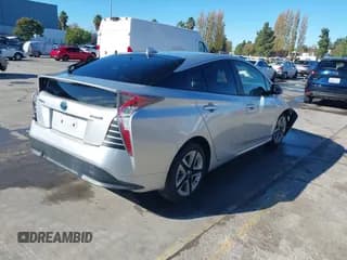 ✅ 2017 Toyota Prius Three • VIN: JTDKARFU8H3031852 • Лот: 43720495. Опубликован ранее на IAAI с пробегом 56 273 миль. Бесплатный доступ к архиву аукционных продаж из США и подробный отчёт об истории автомобиля на DreamBid. Изображение 4.