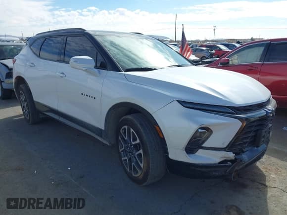✅ 2024 Chevrolet Blazer RS • VIN: 3GNKBERS7RS248053 • Lot: 41335899. Listed on IAAI with 19,929 mi. Free auction sales archive from the USA and detailed vehicle history report at DreamBid. Image 1.