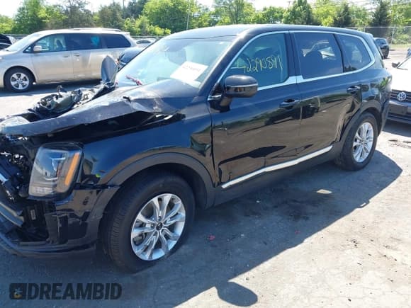 ✅ 2021 Kia Telluride LX • VIN: 5XYP2DHC1MG106777 • Lot: 42290891. Wystawiony na IAAI z przebiegiem 82 548 mil. Bezpłatny archiwum sprzedaży aukcyjnych z USA i szczegółowy raport historii pojazdu na DreamBid. Zdjęcie 6.