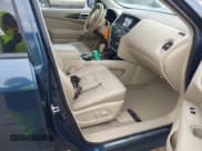 ✅ 2014 Nissan Pathfinder Platinum • VIN: 5N1AR2MM2EC721313 • Lot: 41702665. Wystawiony na IAAI z przebiegiem 96 294 mil. Bezpłatny archiwum sprzedaży aukcyjnych z USA i szczegółowy raport historii pojazdu na DreamBid. Zdjęcie 5.