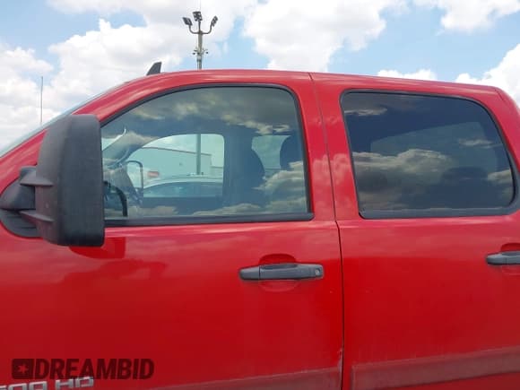 ✅ 2008 Chevrolet Silverado 2500HD LTZ • VIN: 1GCHK23KX8F139454 • Лот: 42907246. Опубликован ранее на IAAI с пробегом 110 096 миль. Бесплатный доступ к архиву аукционных продаж из США и подробный отчёт об истории автомобиля на DreamBid. Изображение 15.