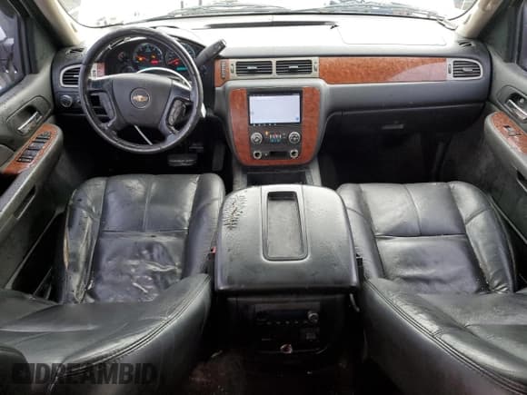 ✅ 2008 Chevrolet Avalanche 2LT • VIN: 3GNEC12068G248249 • Lot: 83053044. Wystawiony na Copart z przebiegiem 183 774 mil. Bezpłatny archiwum sprzedaży aukcyjnych z USA i szczegółowy raport historii pojazdu na DreamBid. Zdjęcie 8.