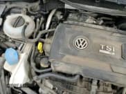 ✅ 2017 Volkswagen Golf R • VIN: WVWWF7AU9HW167498 • Лот: 80808495. Опубликован ранее на Copart с пробегом 79 141 миль. Бесплатный доступ к архиву аукционных продаж из США и подробный отчёт об истории автомобиля на DreamBid. Изображение 14.