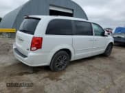 ✅ 2017 Dodge Grand Caravan SXT • VIN: 2C4RDGCGXHR867713 • Lot: 70338875. Wystawiony na Copart z przebiegiem 156 774 mil. Bezpłatny archiwum sprzedaży aukcyjnych z USA i szczegółowy raport historii pojazdu na DreamBid. Zdjęcie 3.