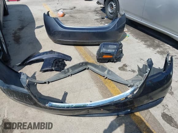 ✅ 2025 Kia Telluride SX-Prestige X-Line • VIN: 5XYP5DGC1SG666949 • Lot: 43114055. Wystawiony na IAAI z przebiegiem 2 168 mil. Bezpłatny archiwum sprzedaży aukcyjnych z USA i szczegółowy raport historii pojazdu na DreamBid. Zdjęcie 12.