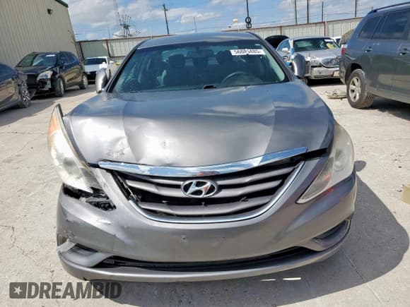 ✅ 2013 Hyundai Sonata GLS • VIN: 5NPEB4ACXDH781358 • Lot: 56086485. Listed on Copart with 199,633 mi. Free auction sales archive from the USA and detailed vehicle history report at DreamBid. Image 5.