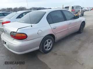 2002 Chevrolet Malibu z VIN 1G1ND52J32M690070, wystawiony jako IAAI lot #41660992 z przebiegiem 240 455 mil mil oraz . Historia ofert i sprzedaży dostępna na DreamBid. Obrazek 4.