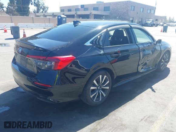 ✅ 2023 Honda Civic EX • VIN: 2HGFE1F74PH308639 • Лот: 42908188. Опубликован ранее на IAAI с пробегом 55 671 миль. Бесплатный доступ к архиву аукционных продаж из США и подробный отчёт об истории автомобиля на DreamBid. Изображение 4.