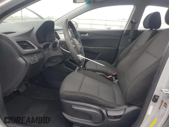 ✅ 2019 Hyundai Accent SEL • VIN: 3KPC24A31KE074996 • Лот: 84665734. Опубликован ранее на Copart с пробегом 81 358 миль. Бесплатный доступ к архиву аукционных продаж из США и подробный отчёт об истории автомобиля на DreamBid. Изображение 7.