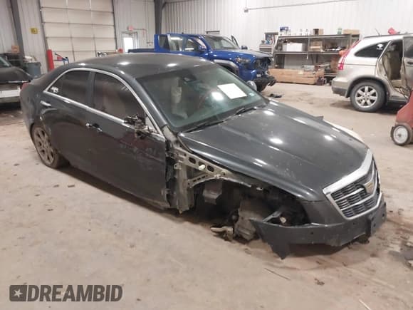 ✅ 2015 Cadillac ATS Performance RWD • VIN: 1G6AC5SX3F0109826 • Лот: 41205716. Опубликован ранее на IAAI с пробегом 128 922 миль. Бесплатный доступ к архиву аукционных продаж из США и подробный отчёт об истории автомобиля на DreamBid. Изображение 1.