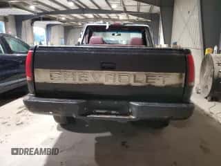 1998 Chevrolet Silverado 1500 с VIN 1GCEK14W1WZ277717, выставлен на аукционе Copart как лот 83796005 с пробегом 119 586 миль миль и Чистый • Clean title. История ставок и продаж доступна на DreamBid. Изображение 6.