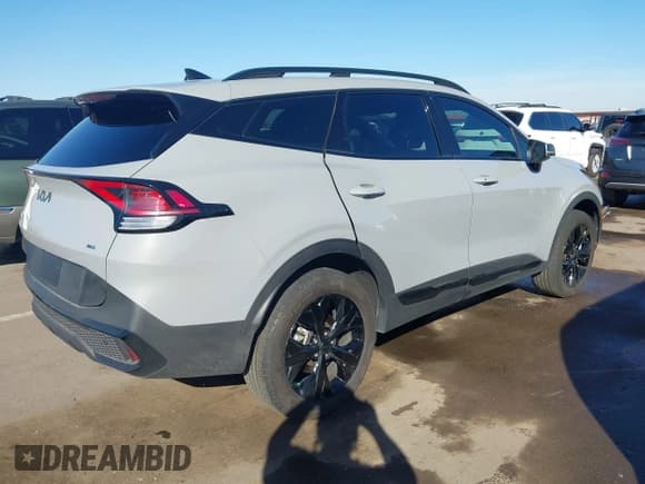 ✅ 2025 Kia Sportage X-Line • VIN: 5XYK6CDF0SG298151 • Lot: 43582659. Listed on IAAI with 11,472 mi. Free auction sales archive from the USA and detailed vehicle history report at DreamBid. Image 4.